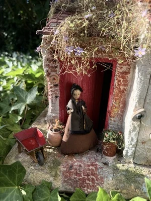 Dolls House. A Delightful Cornish Cottage “Rainbows End”. Circa 2010 - Image 1 of 4
