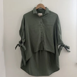 Sancia Buttondown Shirt Top High Low Sleeve Ties Army Green Oversize XS Tencel - Picture 1 of 7