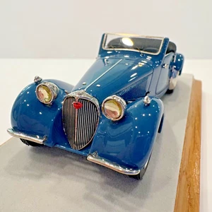 Bugatti 57 S Cabriolet 1937-1939 de Vooren modelo de coche 1:43 por Challenge / Heco - Imagen 1 de 22