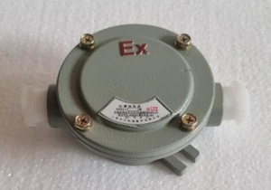 EXPLOSION PROOF JUNCTION BOX BHD51 TWO -WAY LOT OF 3 PIECES *NEW* - Picture 1 of 5
