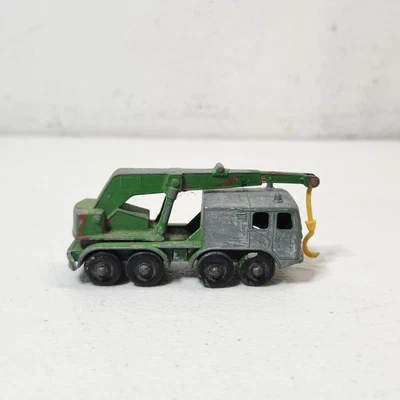 Vintage Matchbox 1965 8 Wheel Crane Truck # 30 Green Toy Diecast Vehicle Loose - Image 1 of 4