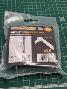 20x 25mm Safe-D D-Line White Metal Conduit Saddle Clip 18th Ed Regs MADE IN UK - Picture 1 of 3