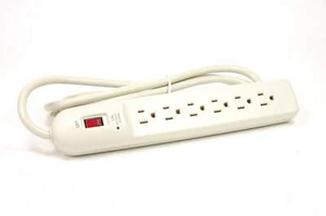 Menge 10 SPC12989 6 Steckdosen Überspannungsschutz Steckdosenleiste, 6 Fuß Kabel, 15 A/1875 W - Bild 1 von 2