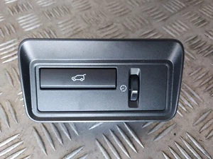 Commande Bouton Ouverture Coffre - LAND ROVER RANGE ROVER EVOQUE I (1) - Picture 1 of 4