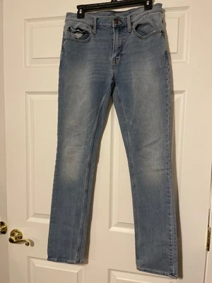 Mens Old Navy Distressed Blue Jeans 32 x 34 - Image 1 of 4