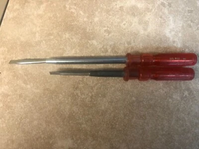 VINTAGE LOT of 2 No 1736 & 1734 Quick Wedge Screw Holding Screwdrivers #GF - Image 1 of 2