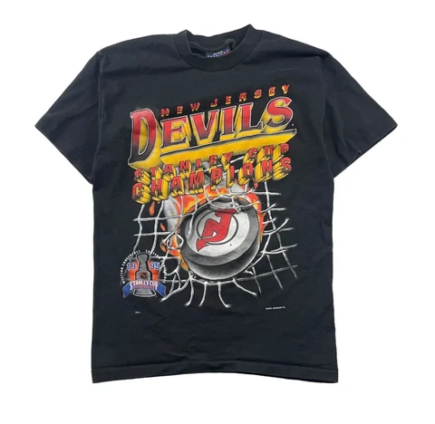 New Jersey Devils Graphic Vintage 1995 Stanley Cup T-Shirt Gift For Fans Cover