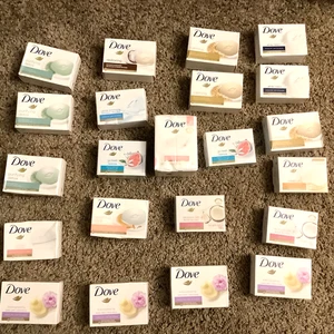 Lot of 23 Dove Original Beauty Cream Bar Soaps Full Size - Picture 1 of 5