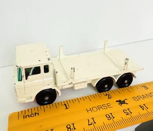 Vintage Matchbox Lesney No.58 DAF Girder Truck In 1968 White 1/64 Scale England - Picture 1 of 5