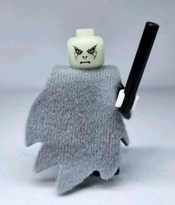 LEGO® Lord Voldemort Minifigure Glow In The Dark Head Harry Potter 4766 - Image 1 of 2