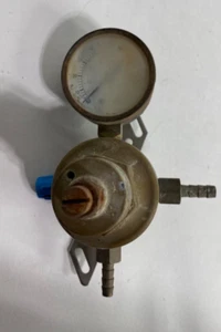 Regulador de presión TAP-RITE 100 PSI con medidor único - Original OEM de colección - Imagen 1 de 6