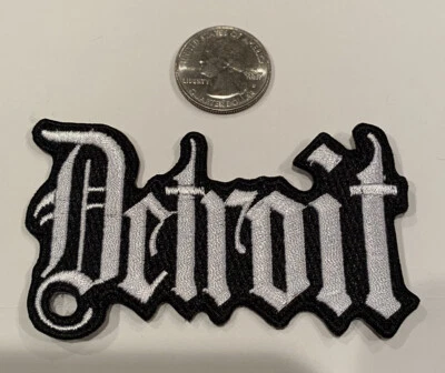DETROIT VINTAGE BORDADO HIERRO EN PARCHE. 3 1/2"x 2" (Blanco) ¡HERMOSO! Foto 1 de 3