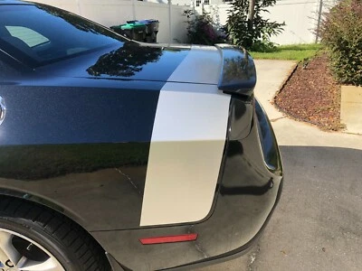 Dodge Challenger Rear Solid Tail Band fit 2015-2018 (15 Colors) Pre-Cut 5-Piece Foto 1 de 4