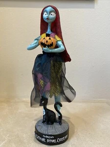 Disney Nightmare Before Christmas HALLOWEEN SALLY 2021 - Picture 1 of 2