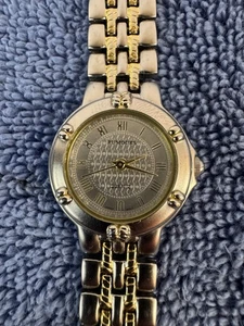 Orologio donna Rumours cinturino tono argento e oro quadrante tono argento batteria nuova 6 1/4" - Foto 1 di 4