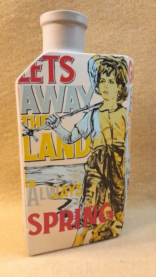 Robert Gordon Pottery Bromley Vase/Jug. Spring.  New, never used. - image 1 of 4