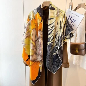 70% Cashmere & 30% Silk Wrap Scarf Goldfish Print Double Face Square Shawl 53" - Picture 1 of 7