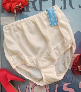 Vintage Dixie Belle ivory nylon and lace panties - size Small US 5 - Picture 1 of 10
