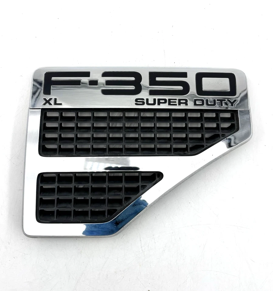 Insignia emblema guardabarros derecho Ford F-350 Super Duty XL con rejillas de ventilación cromadas 2008-2010 OEM Foto 1 de 2