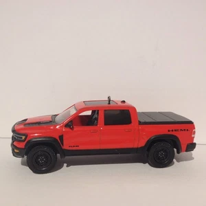 2022 Hallmark Dodge Ram Hemi Truck rot schwarz Weihnachtsschmuck Die Cast gebraucht - Bild 1 von 13