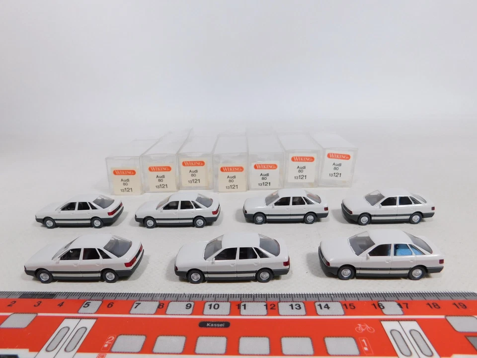 7X Wiking H0 1:87 13 121 Modello PKW Limousine Audi 80 Mint Box #CZ432-0,5 - Immagine 1 di 4