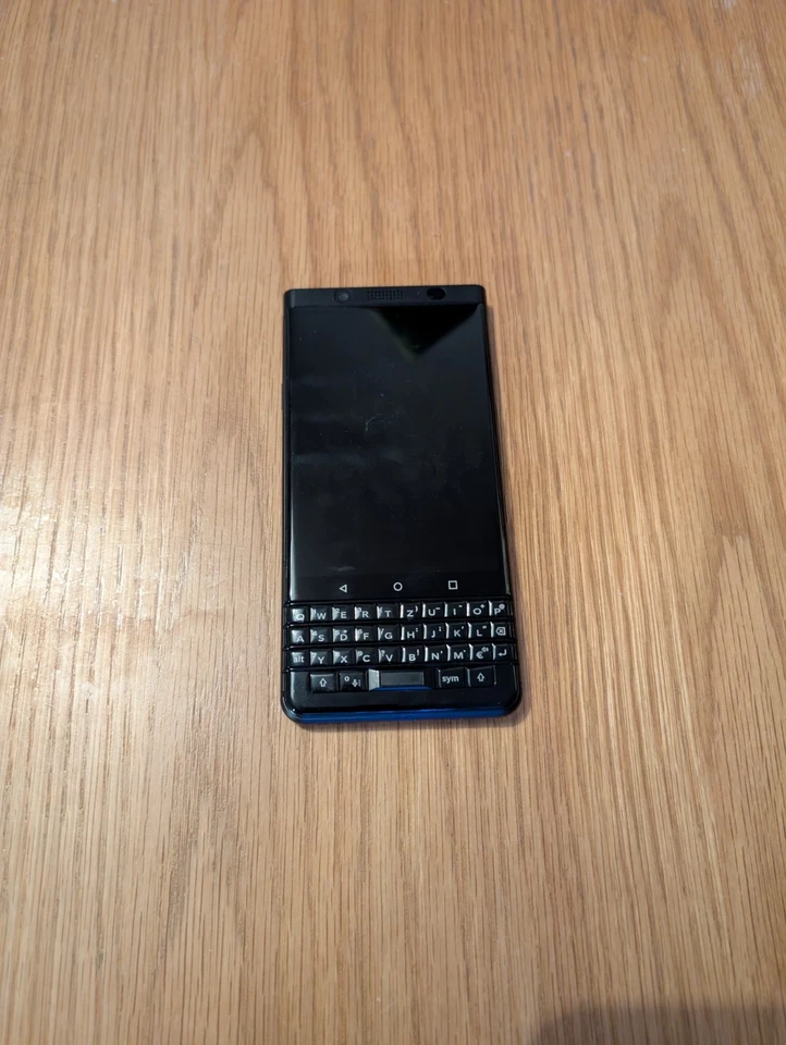 BlackBerry KeyOne QWERTZ Deutsche Tastatur - Neuer Akku, Wie Neu - Image 1 of 2