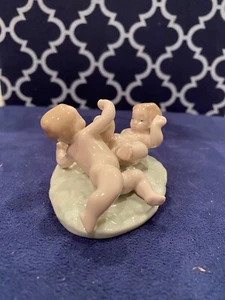 Lladro "Tumbling" 01005805 - Picture 1 of 6