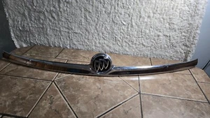 2014 2015 Buick Lacrosse Rear Trunk Lid Chrome Trim 9056879 - Foto 1 di 2