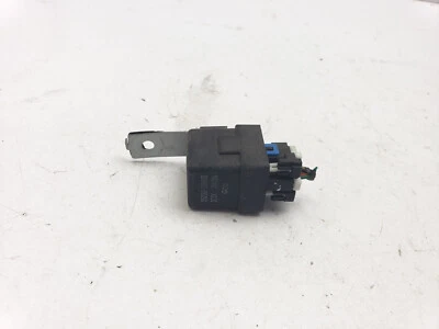 KIA SORENTO MK2 XM FUSE RELAY 95230-2B650 2011 - Image 1 of 4