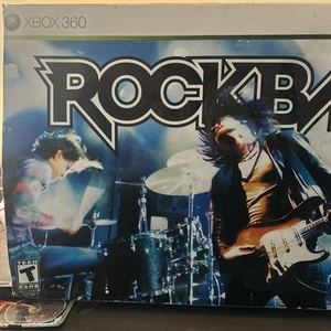 Rock Band 2 Schlagzeug Set und Mikrofon und Rockband Spiel eins und zwei ohne Gitarre - Bild 1 von 11