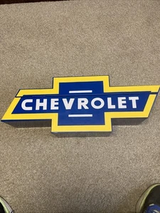 Vintage Chevrolet Bowtie Goboxes Metal Toolbox In Excellent Condition - Picture 1 of 6