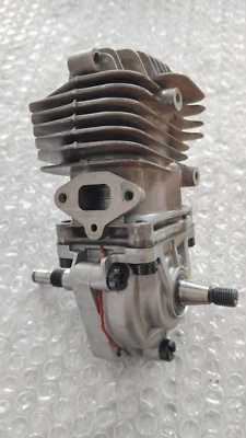 MOTOSEGA OLEO-MAC GST 250/C EFCO MTT 2500 Blocco motore - Immagine 1 di 4