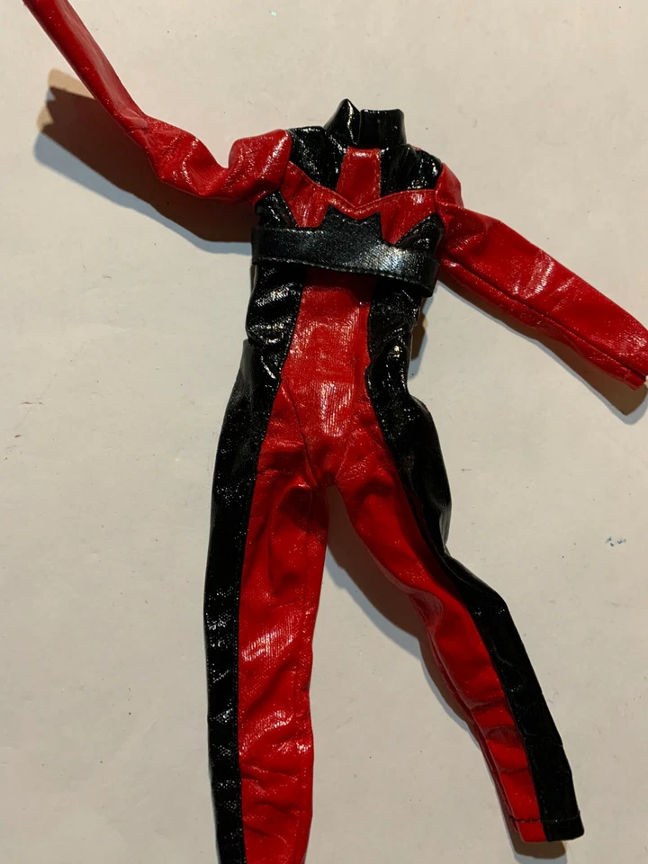 Barbie My Scene, Scuba Suit, vinilo pvc catsuit rojo body para 12" figura muñeca Foto 1 de 4