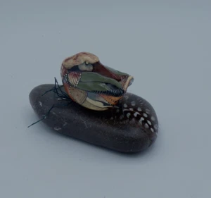 SISTERS Hand Painted Rock of Duck Sitting on a Rock Paperweight Figurine - Picture 1 of 5