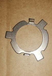 521634 Genuine Land Rover series mainshft lock tab - Picture 1 of 1