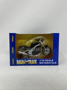 2003 MAISTO ROAD & TRACK 1:18 BLACK 2000 TRIUMPH SPEEDTRIPLE 955 - Picture 1 of 6