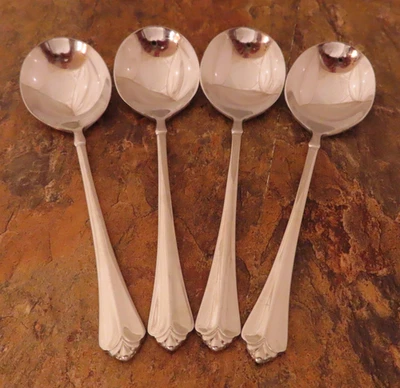 Oneida Juilliard Set 4 Bouillon 6 in Soup Spoons Stainless Flatware Lot R - Image 1 of 4