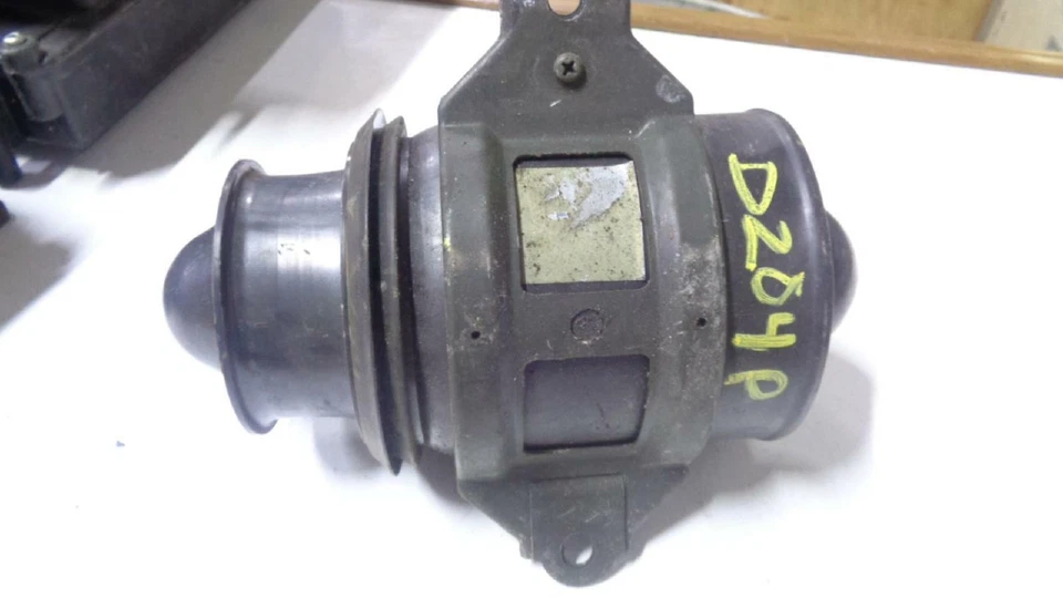 1993-97 MAZDA 626 AIRFLOW METER  - Image 1 of 1