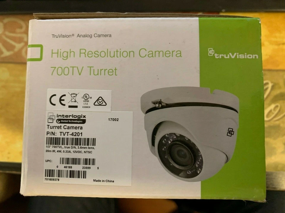NUEVO: Interlogix TruVision 700TVL, lente de 3,6 mm, verdadero D/N, 20 mIR, 12VDC, NTSC Foto 1 de 3
