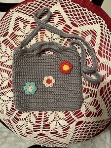 Borsa fatta a mano all'uncinetto.   Tracolla e a mano - Foto 1 di 5