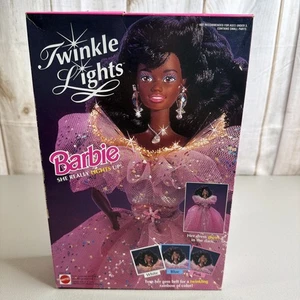 Barbie 1993 | Luces centelleantes afroamericanas rosa | Mattel 10521 | NUEVA EN CAJA ORIGINAL - Imagen 1 de 21