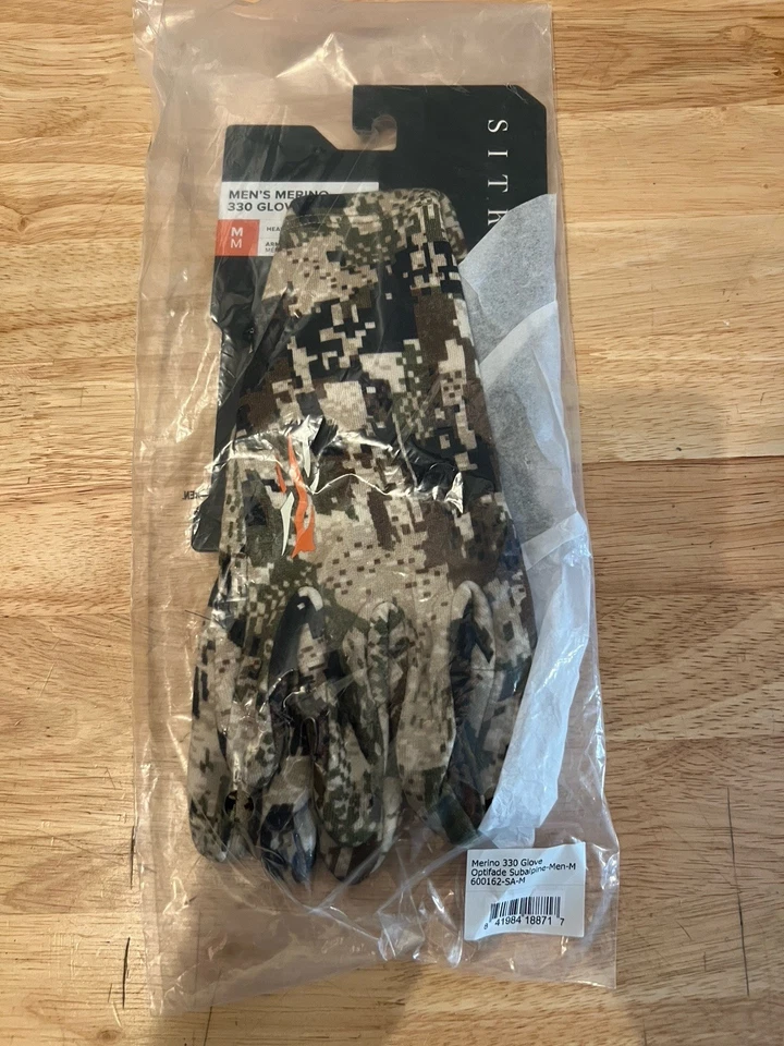 Sitka Men’s Traverse Gloves; Optifade Subalpine; Medium - Image 1 of 3