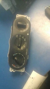 2006 MARINER TEMPERATURE CLIMATE CONTROL FITS 02-07 ESCAPE - Picture 1 of 12