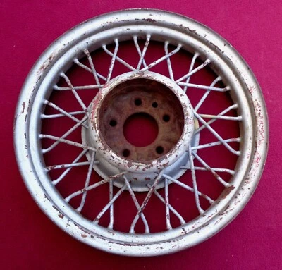 17x3.25 Dodge 1934 KC/KCL & Plymouth 1933 PD Wire Wheel 5 x 4.5 - Image 1 of 4