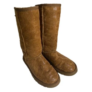 Stivali invernali UGG Australia classici alti in pelle di pecora taglia 6 Paisley marrone castagno - Foto 1 di 10