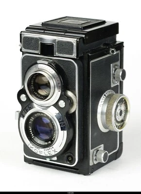 Camera TLR 6x6  Zeiss Ikon Ikoflex Favorit   Zeiss  Tessar 3.5/75mm Mint - - Image 1 of 4