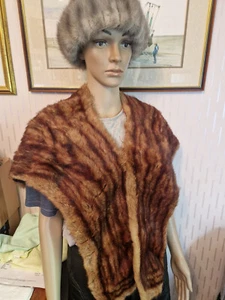 LOTE DE TRABAJO DE SOMBREROS DE PIEL VINTAGE Y ESTOLA DE PIEL Y CUELLO DE PIEL AÑOS 40 PRECIOSO LOTE. - Imagen 1 de 24