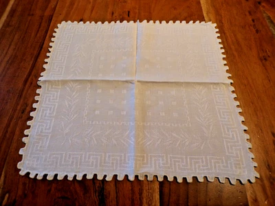 Linge ancien 1 Napperon en coton damassé blanc - Photo 1/3