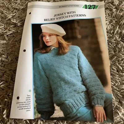 VINTAGE CREATIVE KNITTING PATTERN - JERSEY WITH RELIEF STITCH PATTERNS - Image 1 of 4