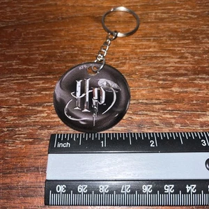 Harry Potter - Jersey Jack Pinball - Promo Plastic Key Fob KF6 NEW 1” Keychain - Picture 1 of 4